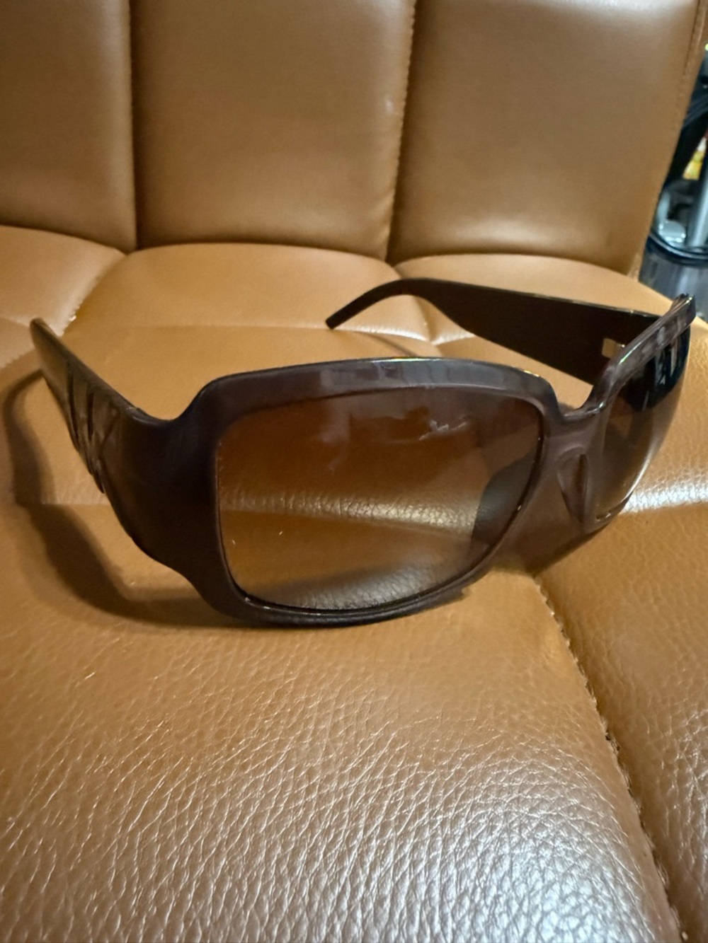 Michael Kors Dark Brown Gradient Lens Oversized Women's Sunglasses - Picture 3 of 8